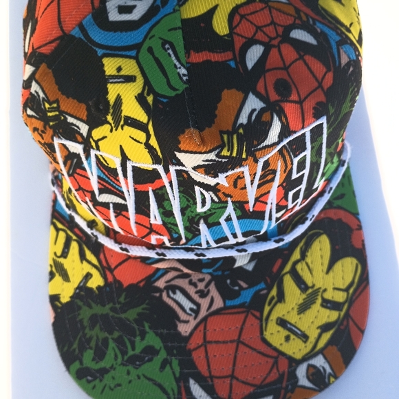 Marvel hat - Picture 3 of 4